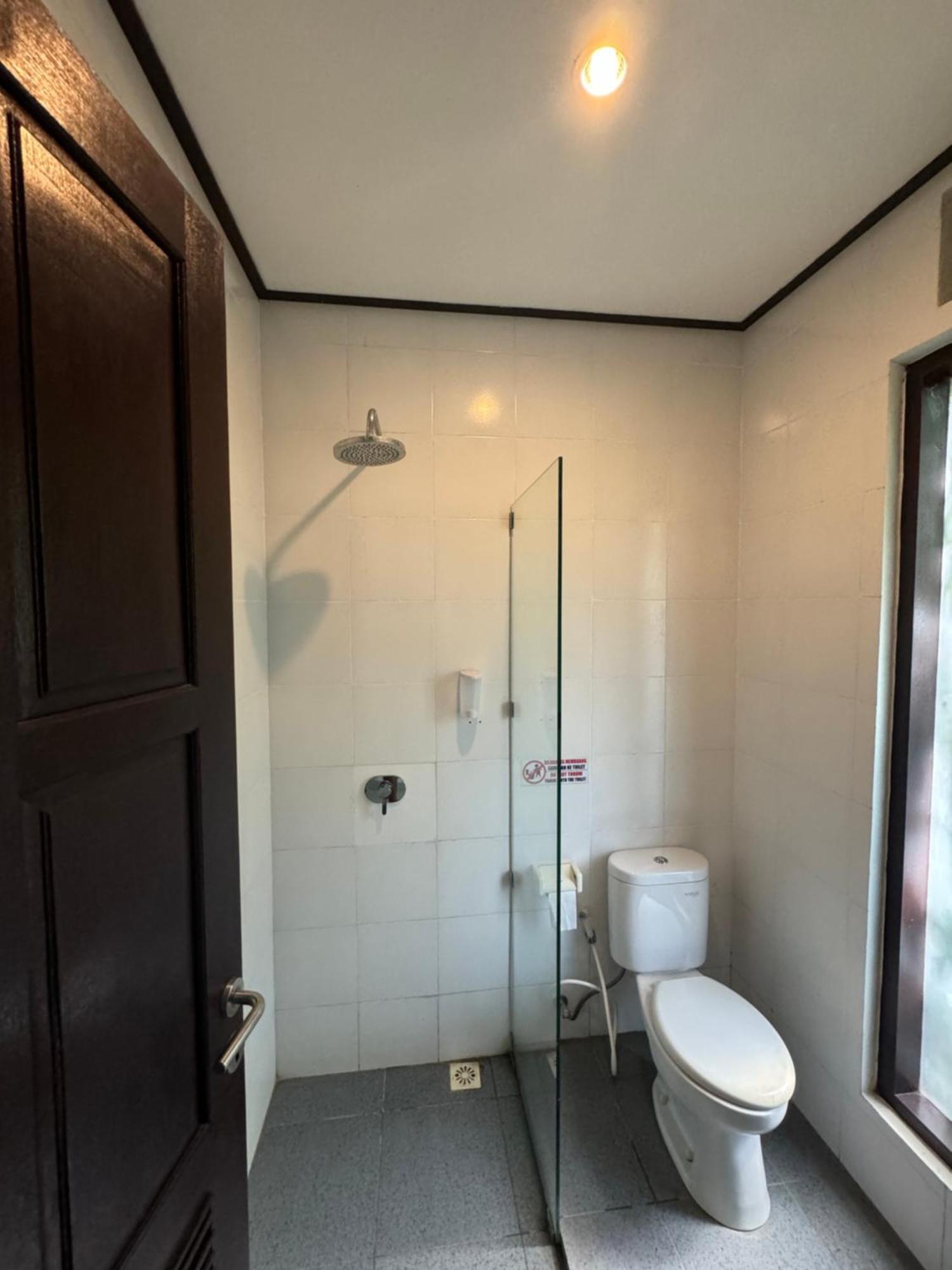 Kov Ceningan Hotell Lembongan Exteriör bild