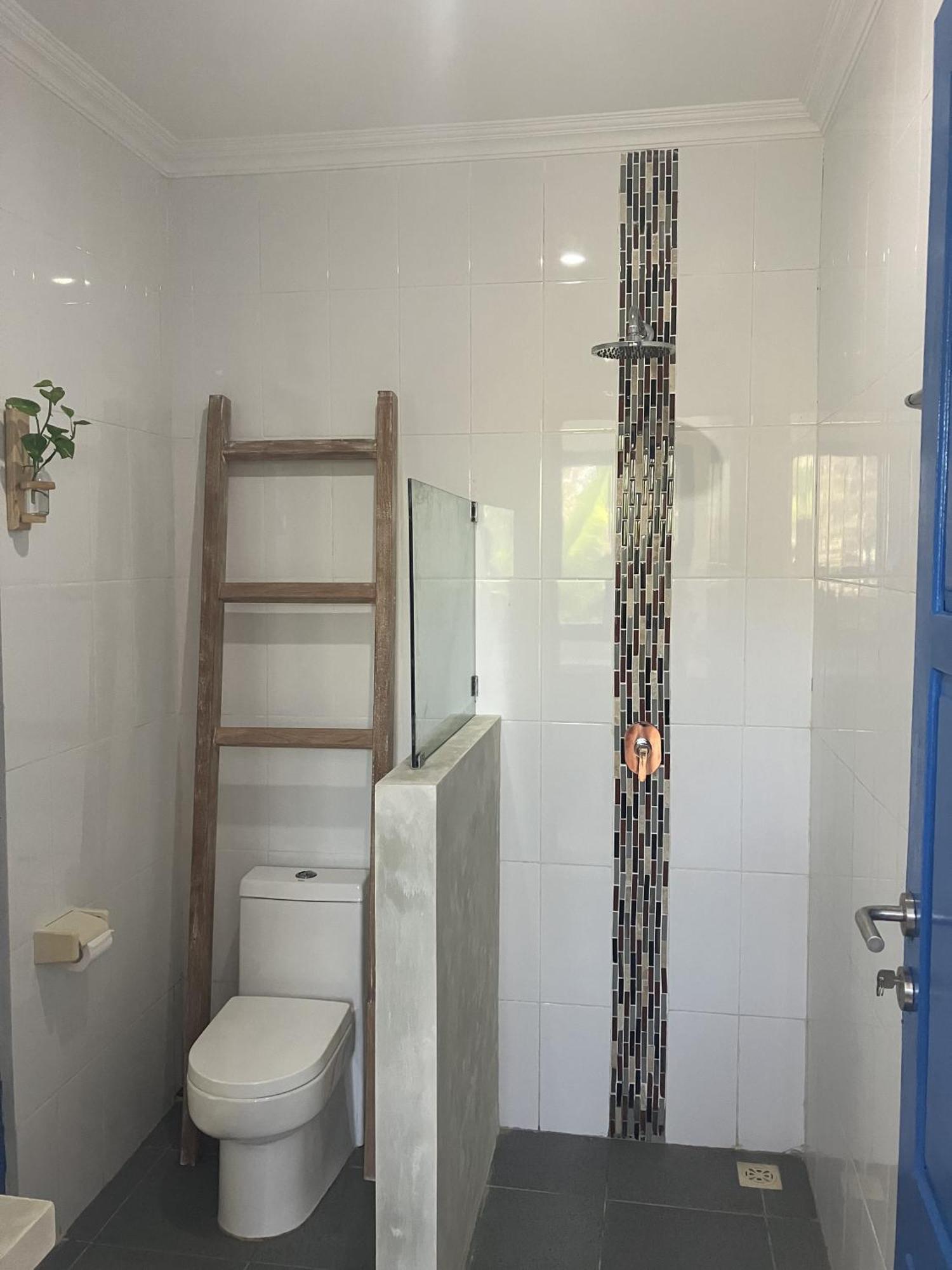 Kov Ceningan Hotell Lembongan Exteriör bild