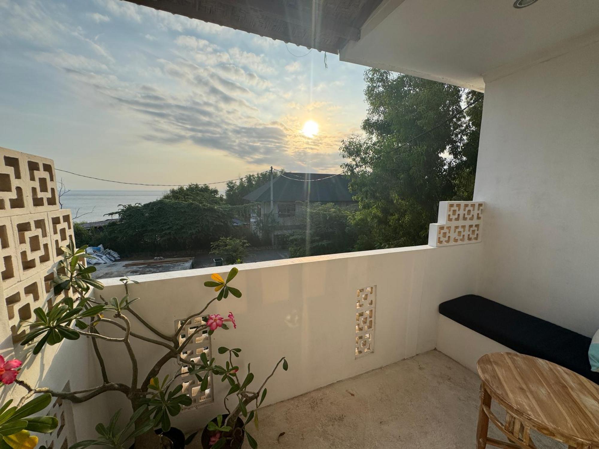 Kov Ceningan Hotell Lembongan Exteriör bild