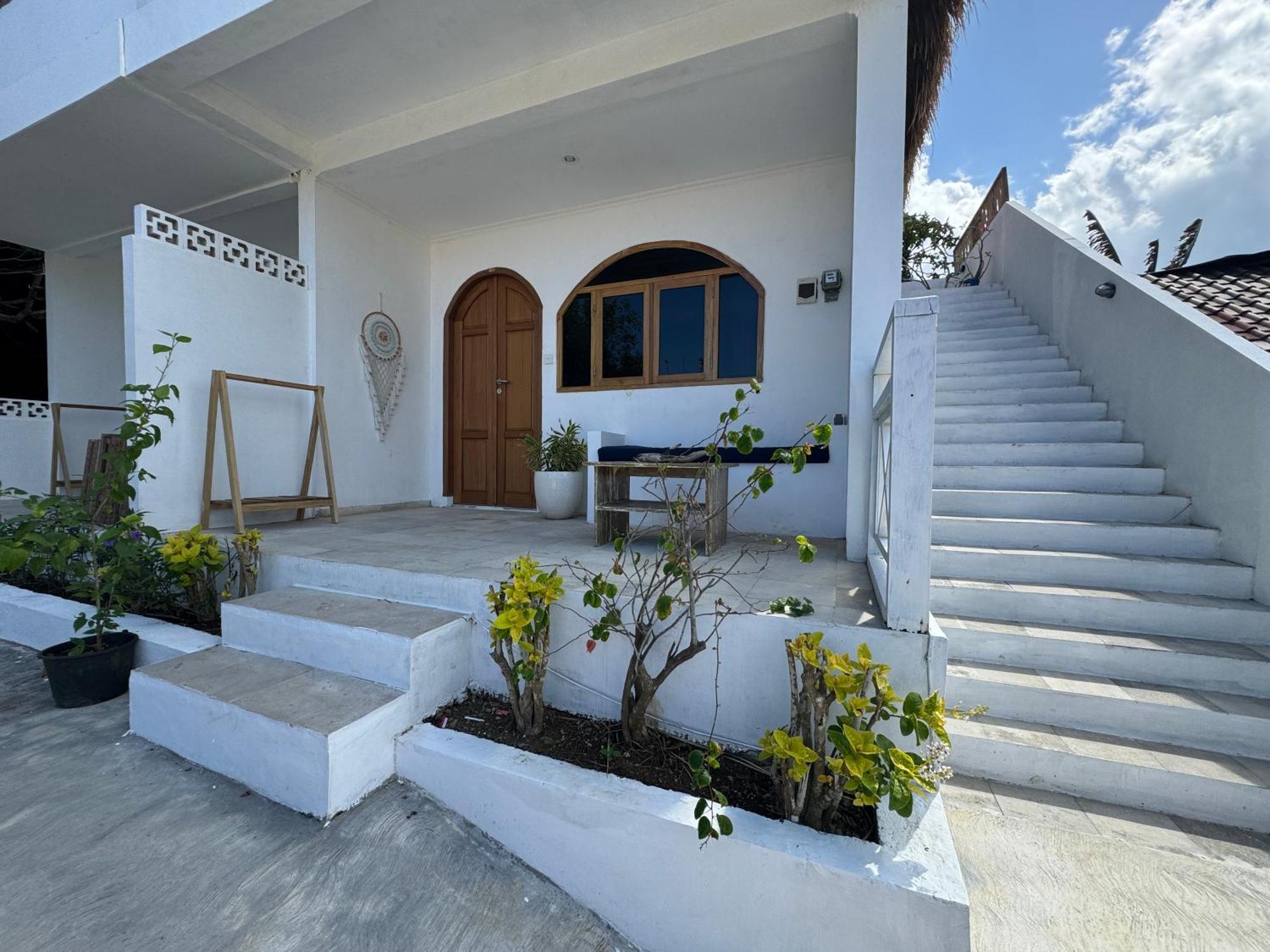 Kov Ceningan Hotell Lembongan Exteriör bild
